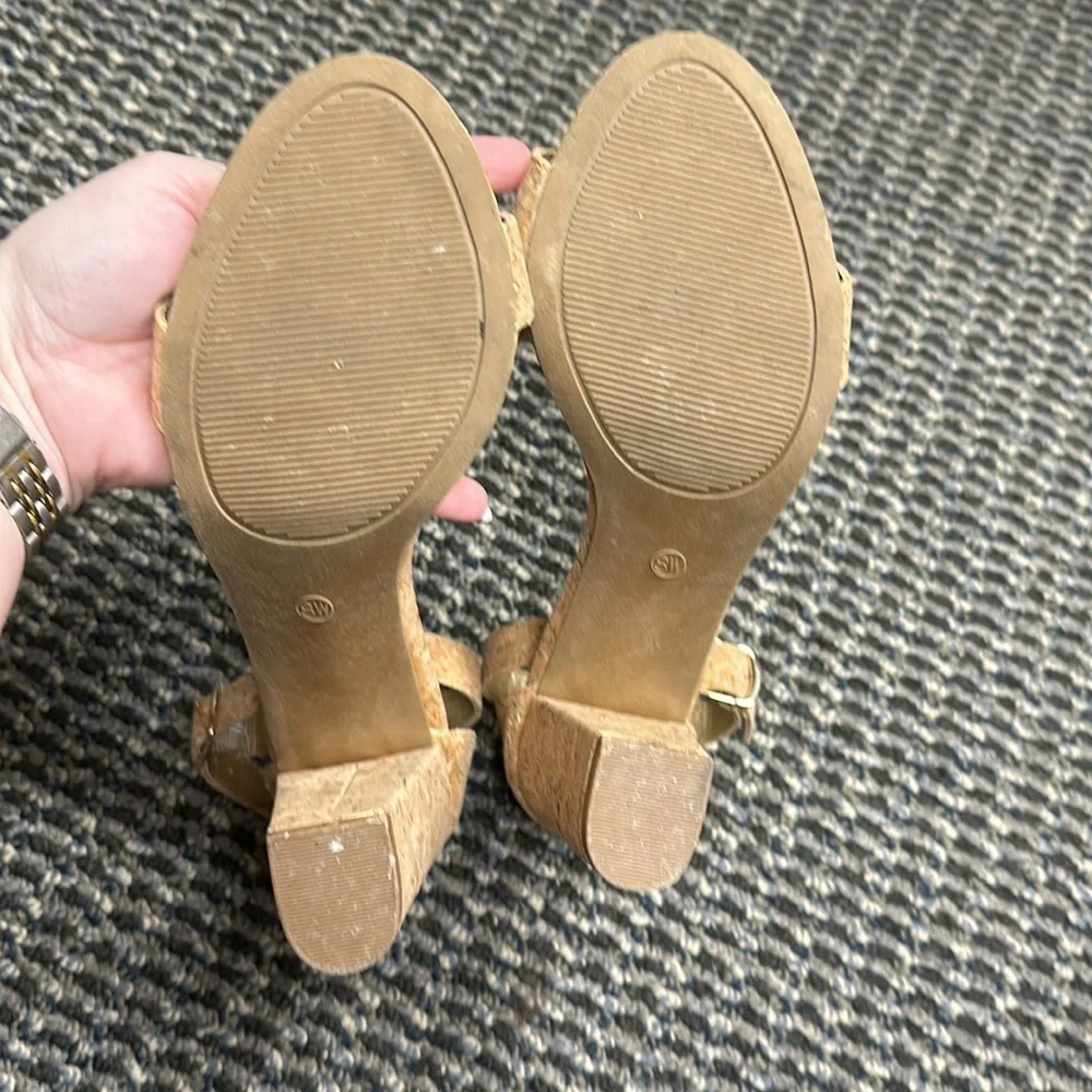 Cute! 3 1/2 in Cork Comfort Heels from Cato Size 8W GUC - Picture 7 of 9